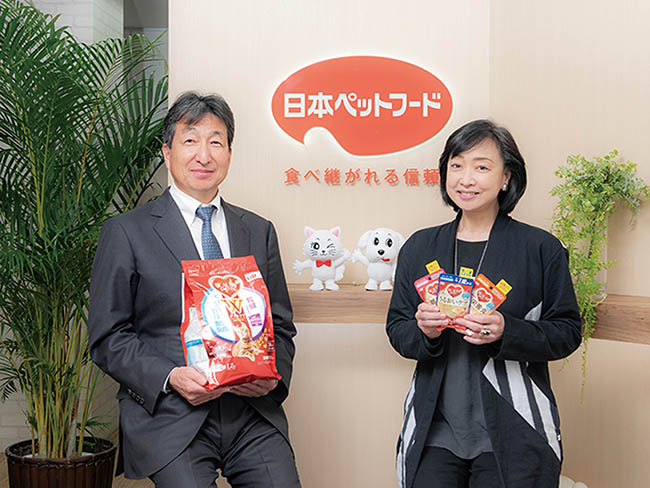 猫好き女優・川上麻衣子さんが企業を応援